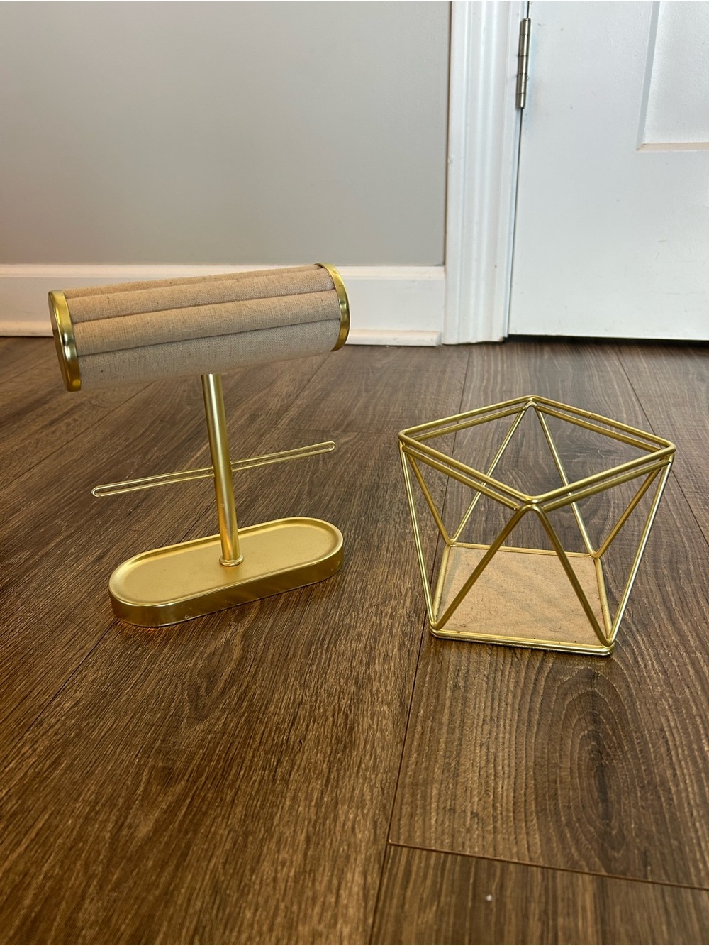 Gold Jewelry Holders